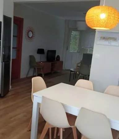 Casa Centrica En Playa America Nigrán